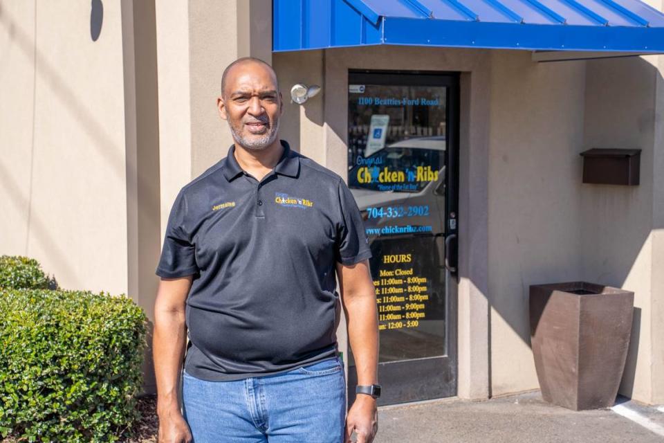 Jermaine Blackmon, owner of Original Chicken ‘n Ribs, plans to stay in his family business for the long haul. “I want to work here ’til I’m 80 or 85 if I’m healthy,” he said.