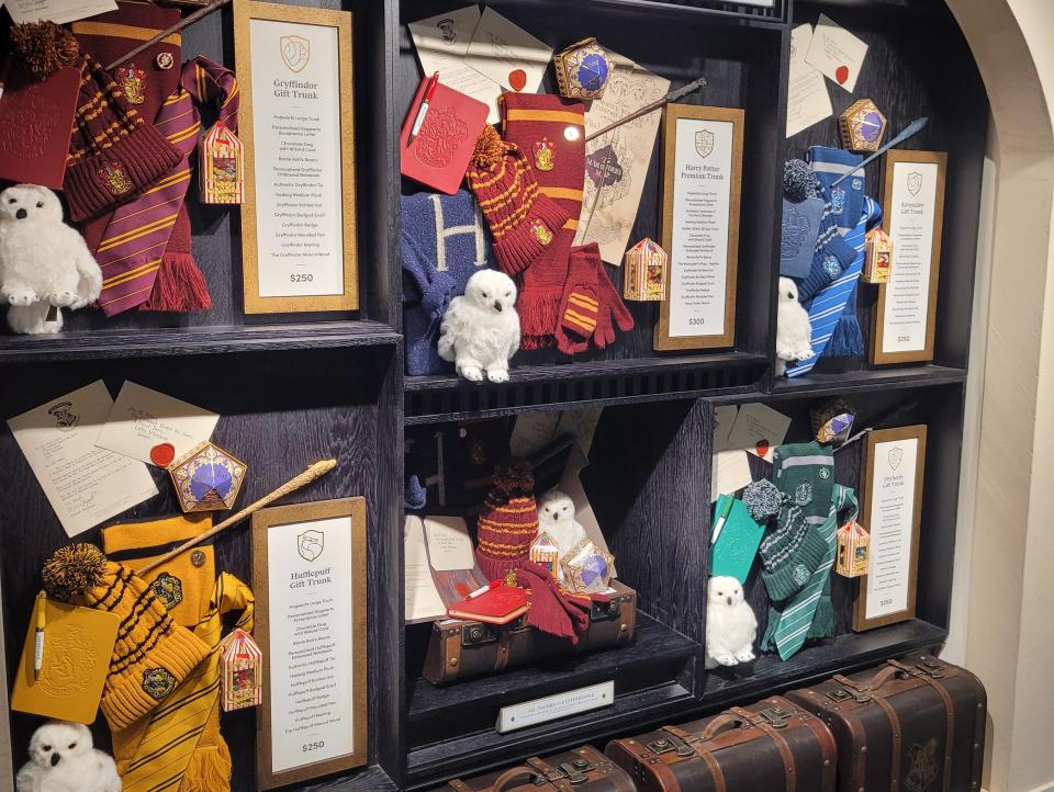 harry potter store tour hogwarts letters