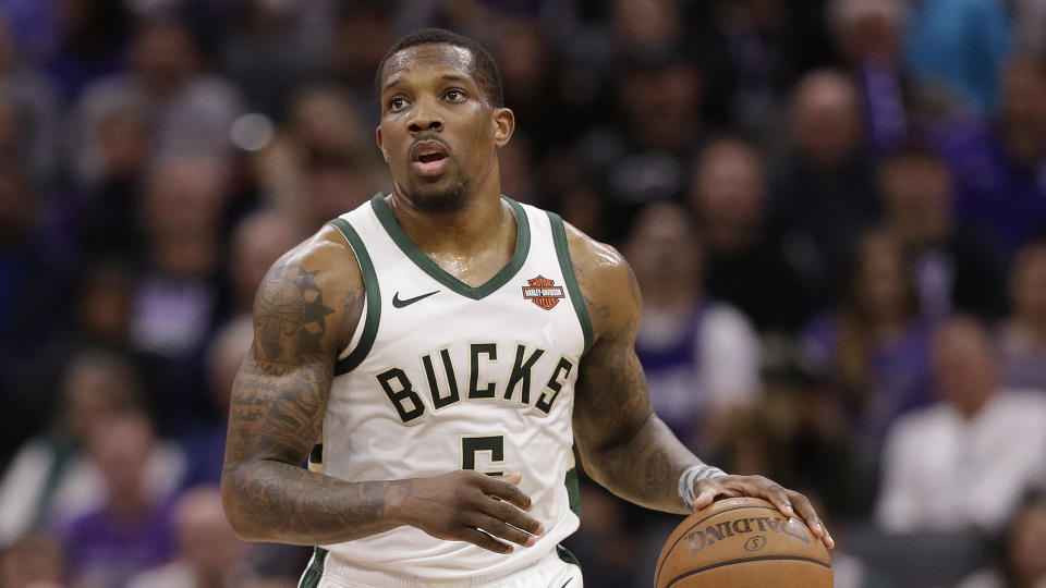 Eric Bledsoe signs extension with Bucks.