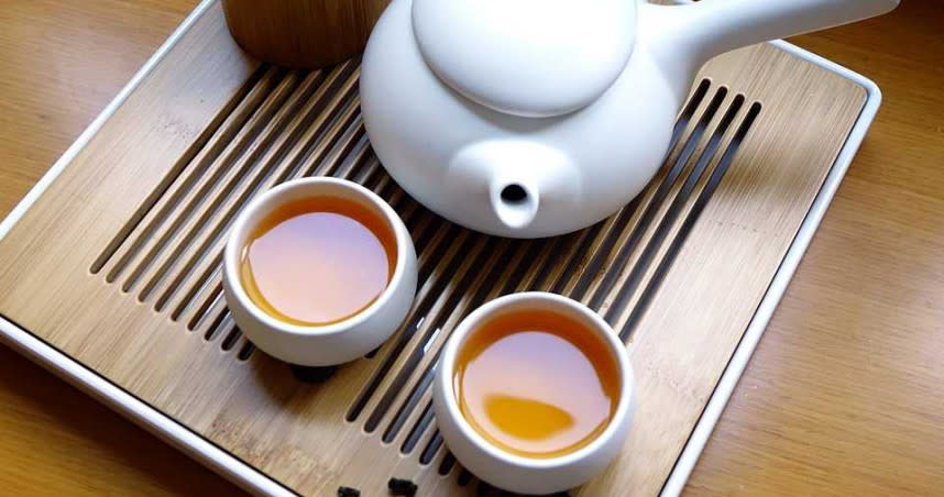 嘉義長庚醫院研究團隊日前經特殊萃取發現，台灣本土茶葉中的有一種結構物質可抑制病毒增生。（圖／Pixabay）