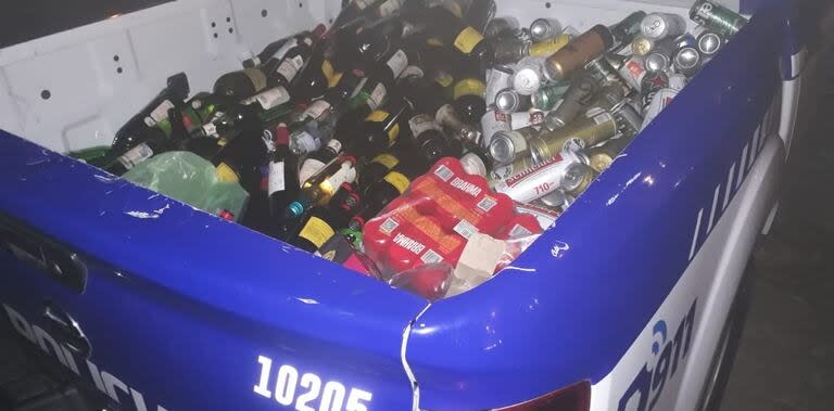 Una abundante cantidad de alcohol se decomisó en Córdoba previo al superclásico