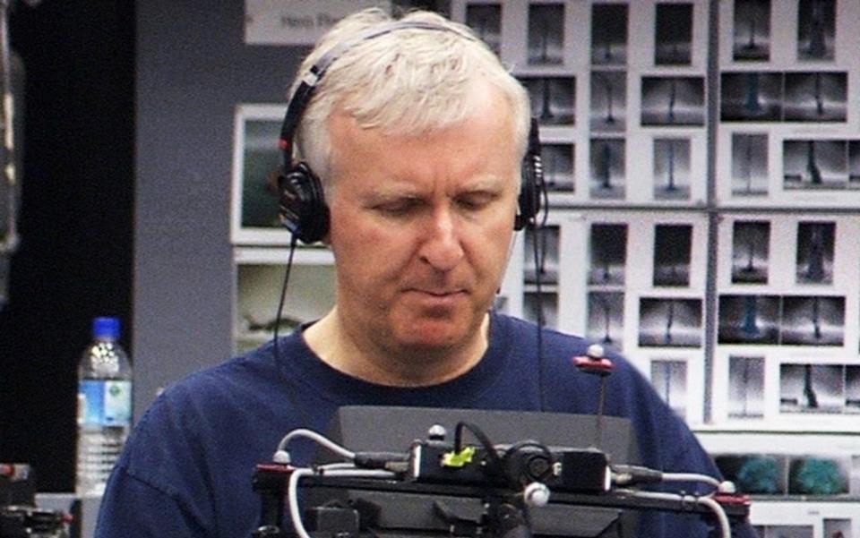 Michael Cameron und sein berühmter Bruder, Regisseur James Cameron ("Avatar", "Titanic"), haben bereits mehrere gemeinsame Patente. 1989 für einen propellergetriebenen Unterwasser-Scooter, 1991 für ein Head-up-Display in einem Helm, welches dem Kameramann den Blick auf seine Kamera auch aus der Ferne ermöglichen soll. (Bild: Fox)