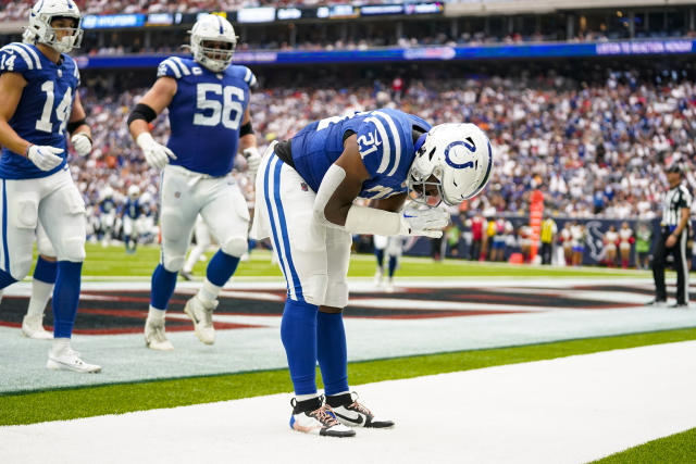 Richardson's long-term health becoming a concern after Colts QB leaves 2nd  straight game