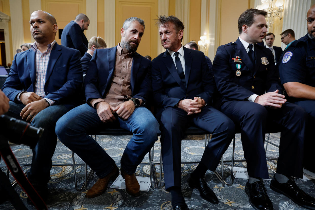 Actor Sean Penn sits with Washington Metropolitan and Capitol Police officers inside Thursday's hearing of the January 6, 2021 attack on the U.S. Capitol.