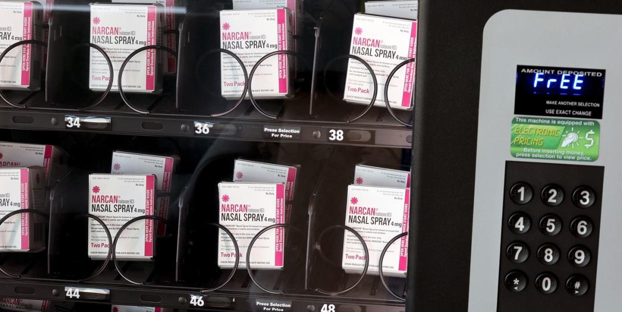 opioid overdose treatment narcan available in vending machine in wheaton, illinois