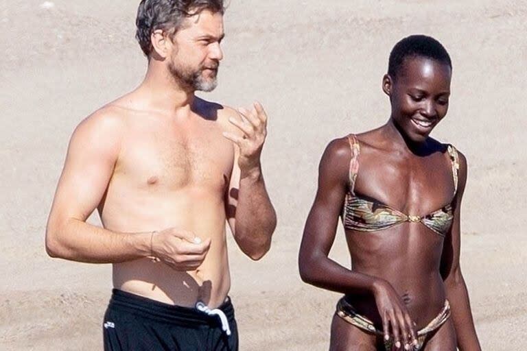 Lupita Nyong’o y Joshua Jackson eligieron las playas de Puerto Vallarta para disfrutar de su amor y pasar unas minivacaciones