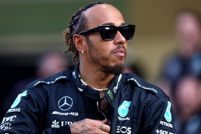 Lewis Hamilton: Seven-time world champion on verge of shock move to Ferrari  from Mercedes - BBC Sport