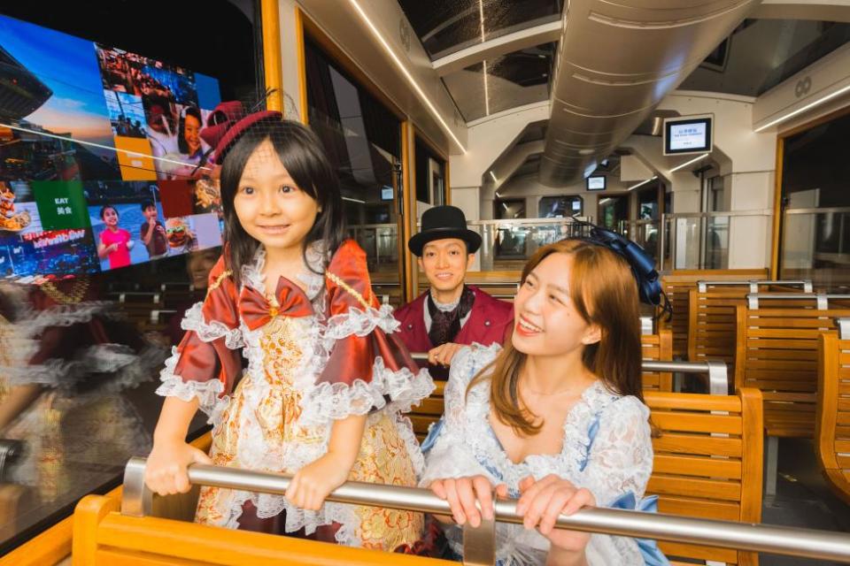 Hong Kong Peak Tram and Sky Terrace 428 Tickets | Passage of Time - The Victorian Fairy Tales. (Photo: KKday SG)