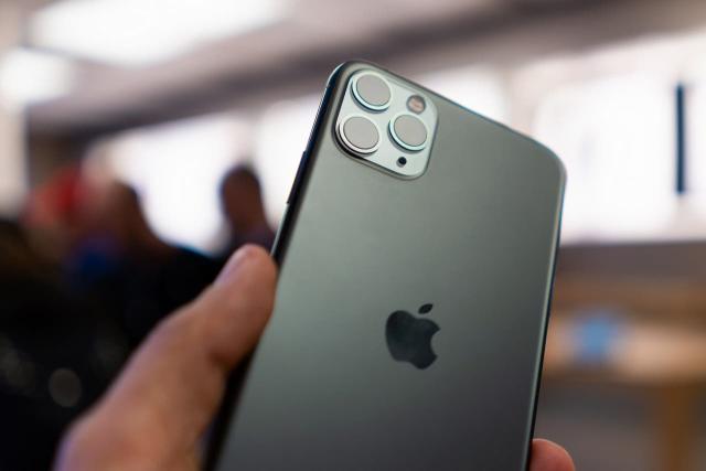 El iPhone 12 vendrá sin cargador ni auriculares en la caja, según