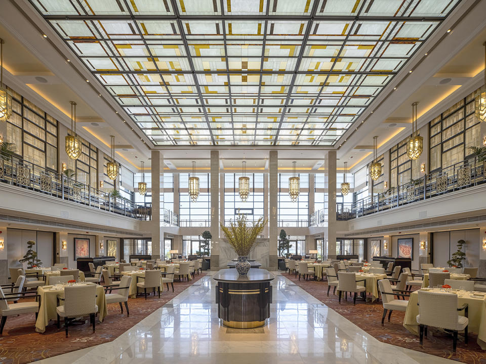 The lobby of the The Peninsula Istanbul