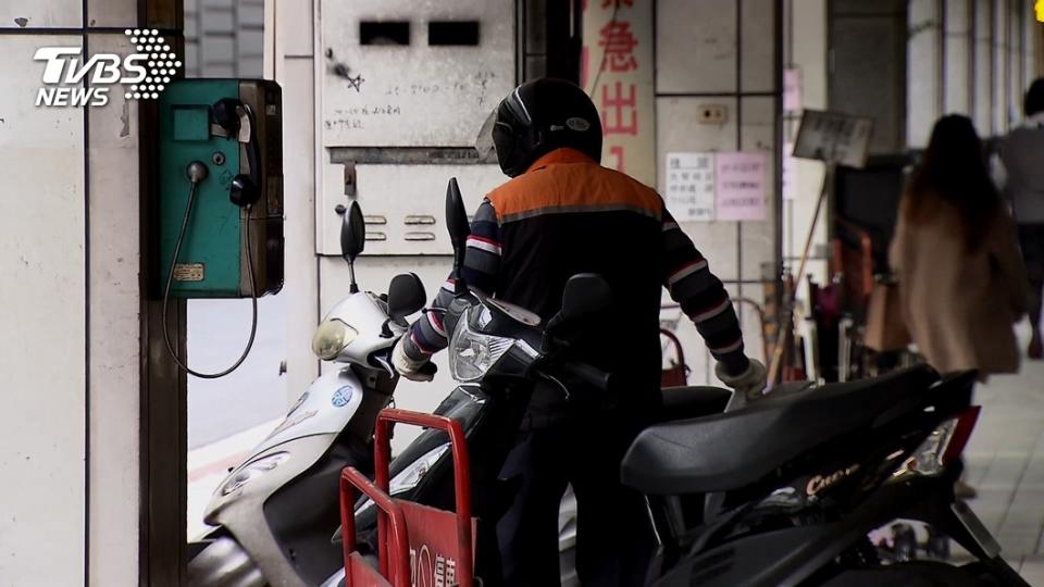 車主霸停店家門口20天。（示意圖／TVBS資料畫面）