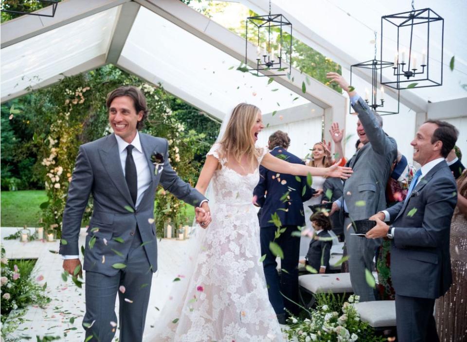 Gwyneth Paltrow marries Brad Falchuk