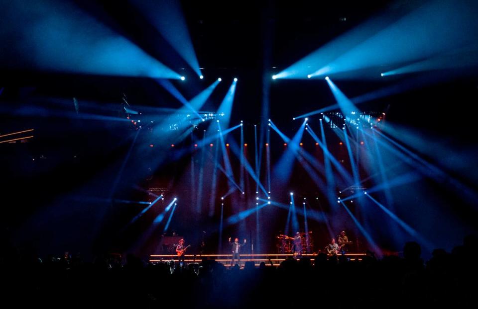 Thomas Rhett performs at the Bryce Jordan Center Friday.