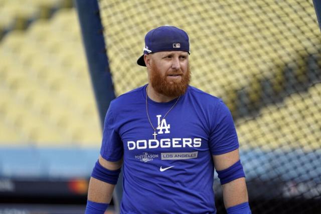 Justin Turner Done on the Dodgers? Will LA Pick Up JT's Option? Who Will Be  at 3rd For LA Next Year? 