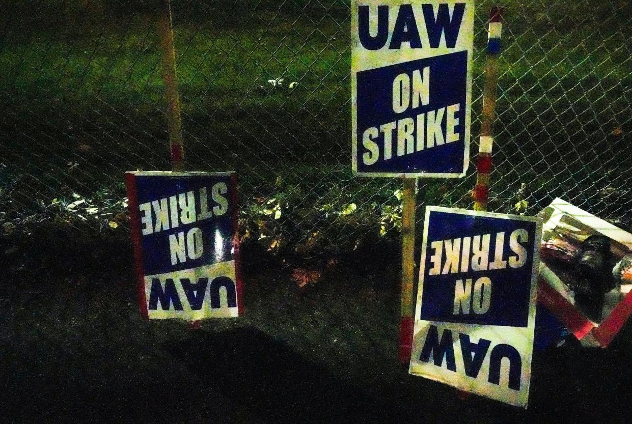 UAW on Strike signs are ready for CNH Industrial workers to picket on Nov. 17 at 2701 Oakes Road in Mount Pleasant.