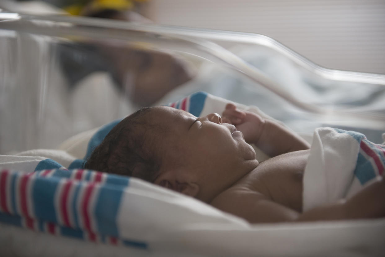 A newborn baby was abandoned at an apartment complex in Orlando with a heartbreaking note (Credit: Getty Images)