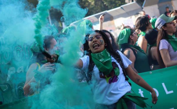 Mujeres y personas con capacidad de gestar marcharon desde la glorieta de Mujeres que Luchan hasta el Zócalo como parte de las movilizaciones en el marco del Día de Acción Global por el Acceso al Aborto Legal, Libre, Seguro y Gratuito 28#S. FOTO: ANDREA MURCIA /CUARTOSCURO.COM