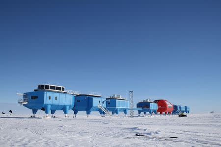 The British Antarctic Survey's Halley VI research station modules at the old site. REUTERS/British Antarctic Survey/Handout