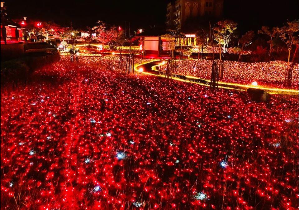 因強降雨來襲，屏東縣多景點宣布關閉一天。   圖：翻攝自四重溪溫泉季官網