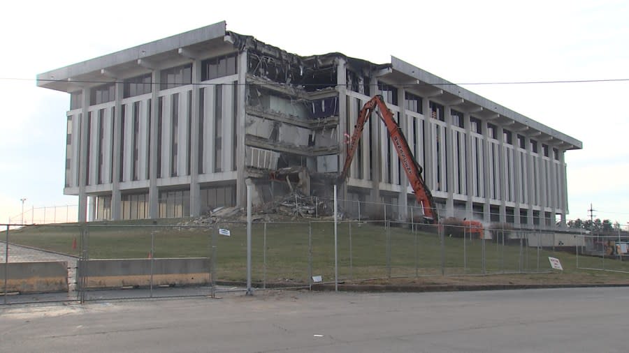 Genesco Building demolition