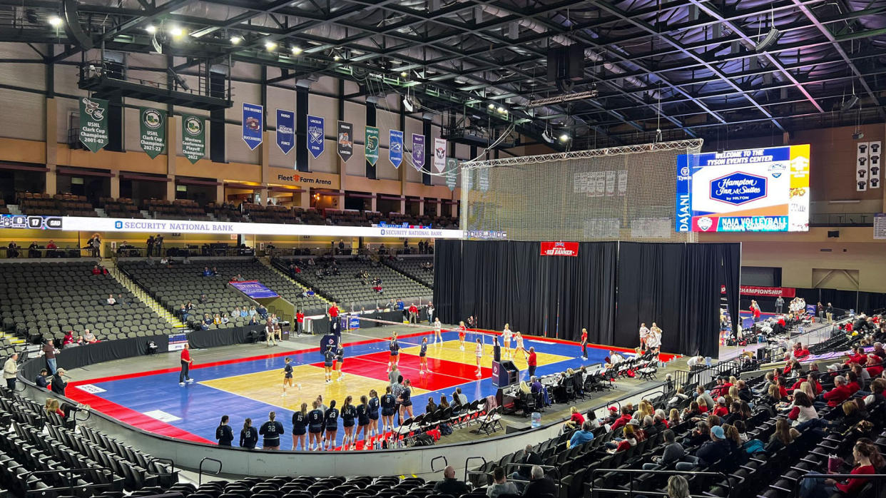  Tyson Events Center’s Fleet Farm Arena is one of the latest multipurpose facilities to adopt an L-Acoustics A Series loudspeaker system. 