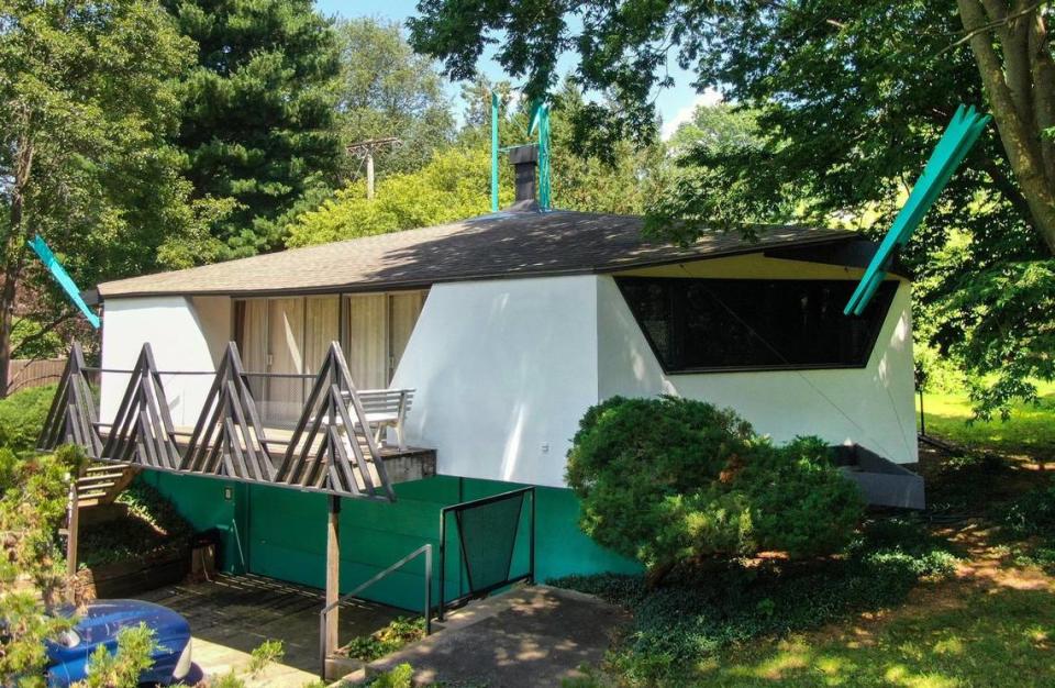 The Searing House, a home designed by famed architect Bruce Goff and built in 1967 for Paul Searing in Prairie Village. The one-bedroom, two bath, home is now for sale in Prairie Village.