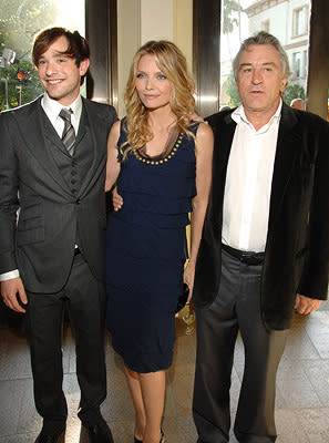 Charlie Cox , Michelle Pfeiffer and Robert De Niro at the Los Angeles premiere of Paramount Pictures' Stardust