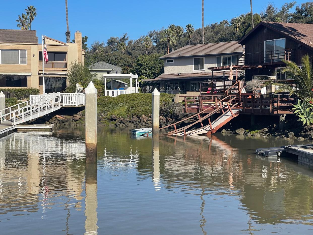 Strong surges from a storm system broke docks and damaged boats in the waterfront Ventura Keys neighborhood Thursday afternoon.