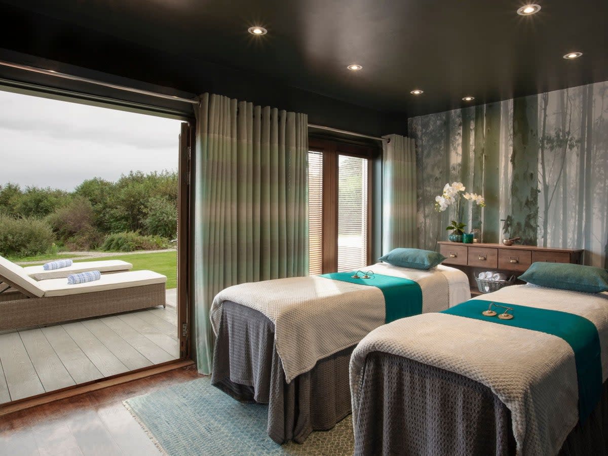 With your own private deck with hot tub and sauna, this hotel and spa is perfect for couples (Isle of Mull Hotel & Spa)