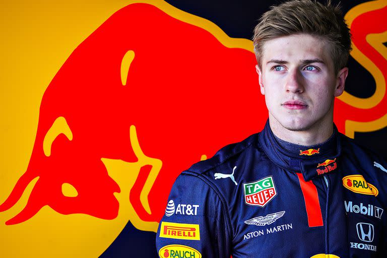 El piloto estonio que fue despedido del equipo Red Bull Racing, Jüri Vips