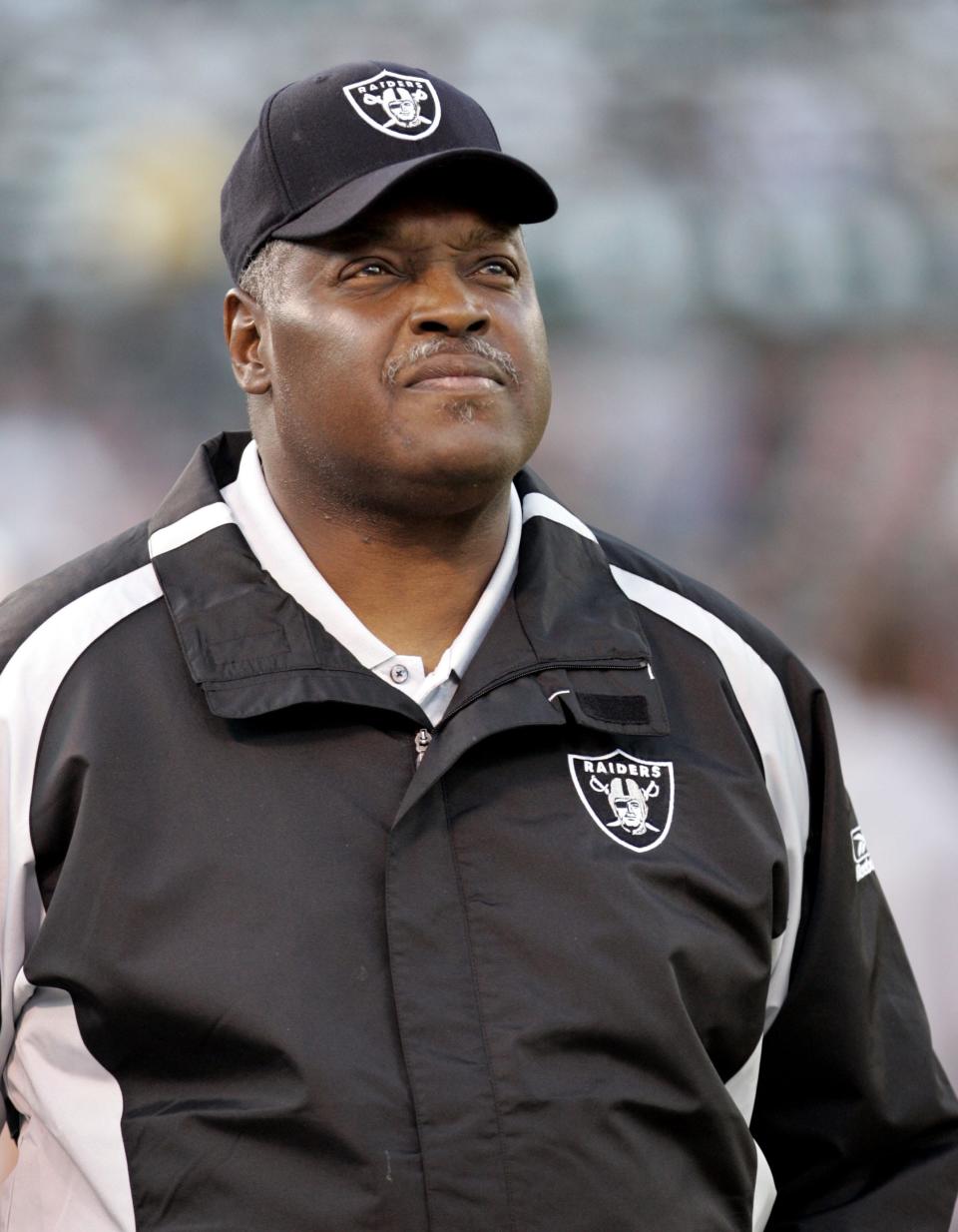 Art Shell coached the Raiders from 1989-94 in Los Angeles and again in 2006 in Oakland.