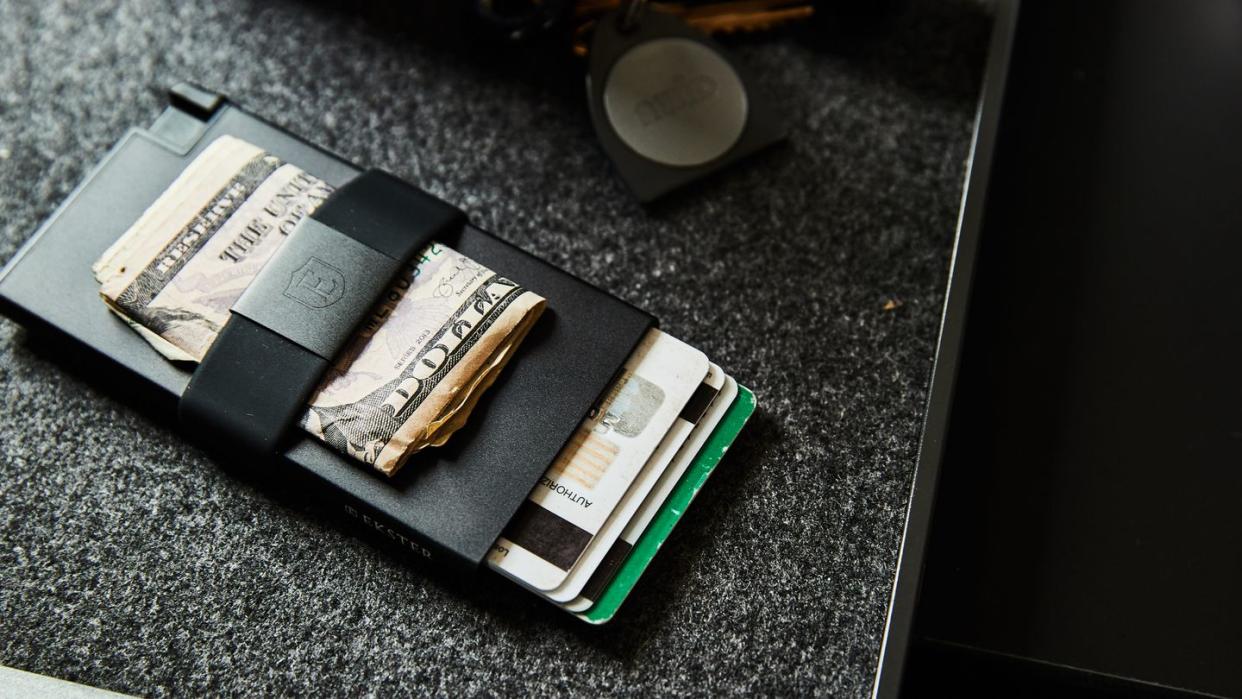 ekster slim wallet with cash and credit cards