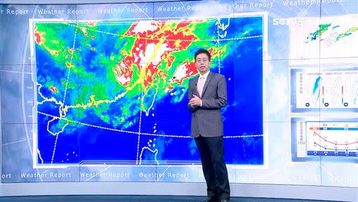 台灣今明受鋒面影響，有短暫雷陣雨。