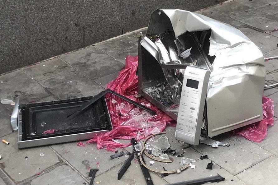 'Suspicious' microwave: The City was placed on lockdown while police investigated what was later revealed to be a kitchen appliance: Twitter/@ktglitz