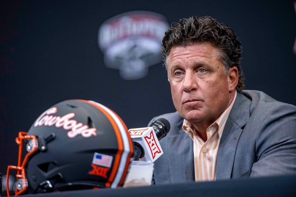 Oklahoma State football coach Mike Gundy rightfully wonders why outgoing Texas and Oklahoma administrators still attend Big 12 Conference meetings.