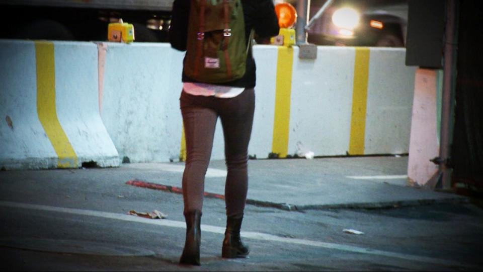 Muchos jóvenes indigentes o de escasos recursos se prostituyen para sobrevivir en Nueva York. (ABC)