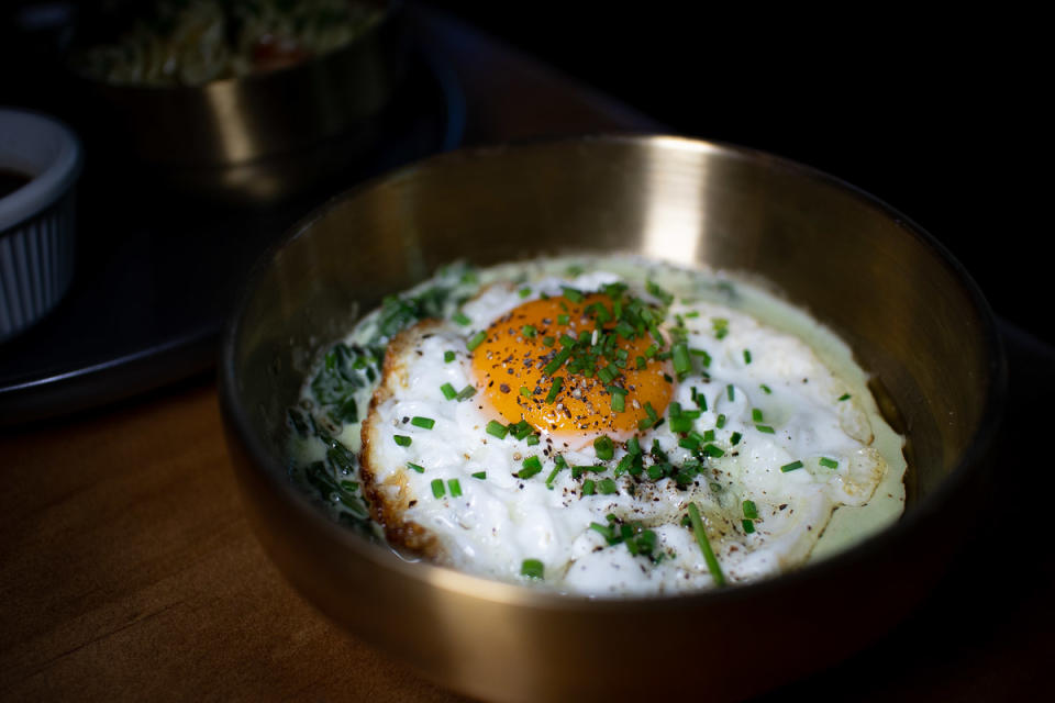 Creamed Spinach with Runny Egg (PHOTO: Zat Astha/Yahoo Lifestyle SEA)
