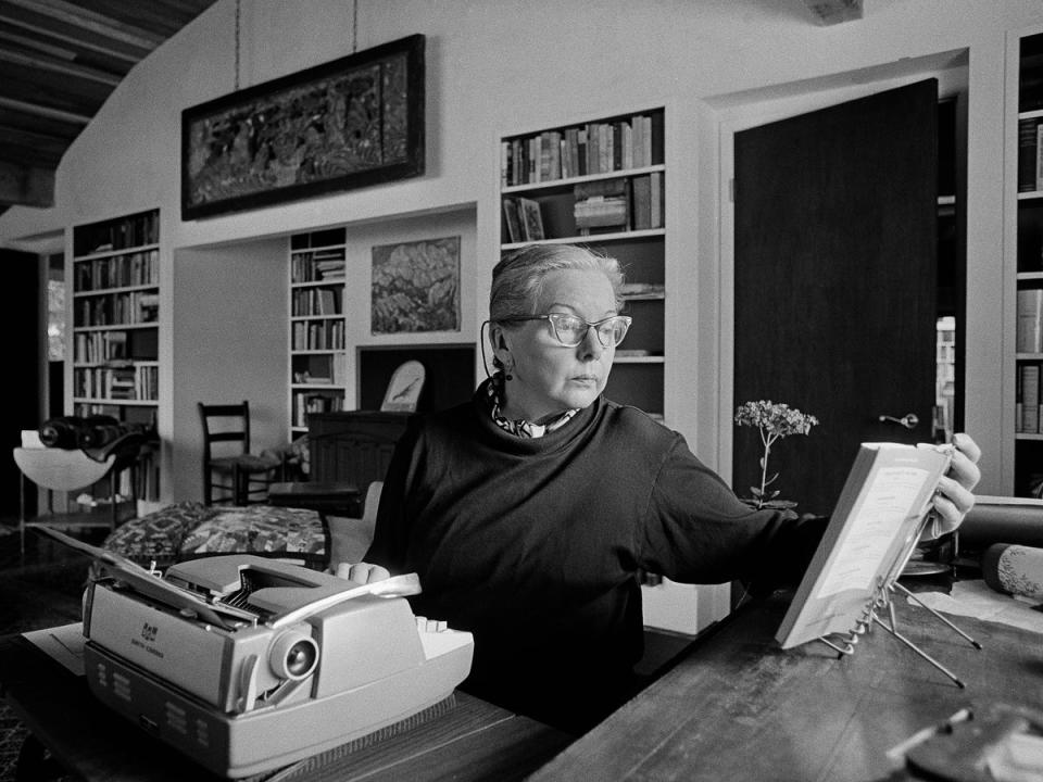 MFK Fisher at home in Sonoma, California, in 1971 (AP/Richard Drew)