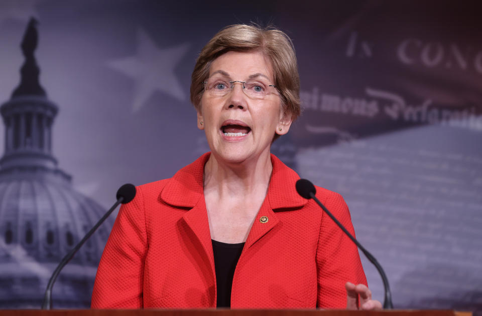U.S. Senator Elizabeth Warren (D-MA) speaks to reporters during a news conference on Democrats' demand for an extension of eviction protections in the next coronavirus disease (COVID-19) aid bill on Capitol Hill in Washington, U.S., July 22, 2020. (Jonathan Ernst/Reuters)