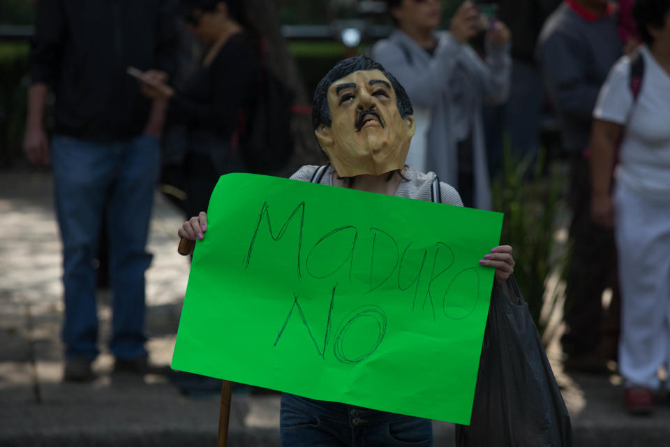 FOTOS | Así fue la 'Marcha Fifí' contra la consulta de López Obrador