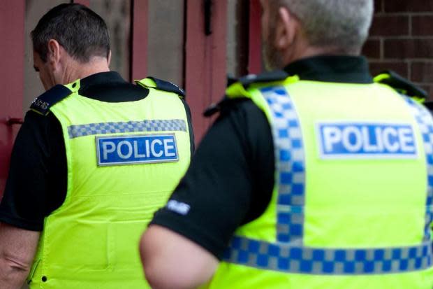'Large group of people fighting' in Glasgow sparks 999 response