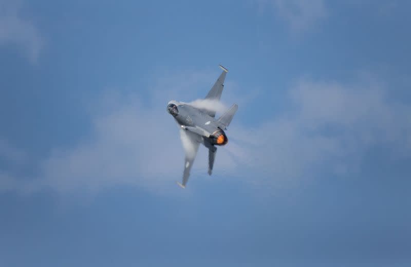 ▲F-16V BLK20型戰機單機性能展示。(圖／軍聞社提供)