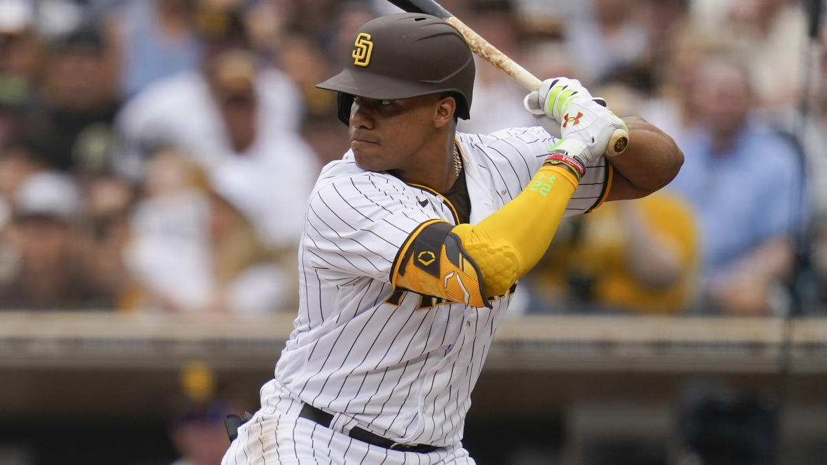 Josh Bell Props, Betting Odds and Stats vs. the Rockies - August 4, 2022