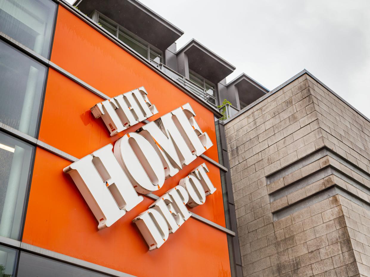 The Home Depot (Shutterstock / CineCam)