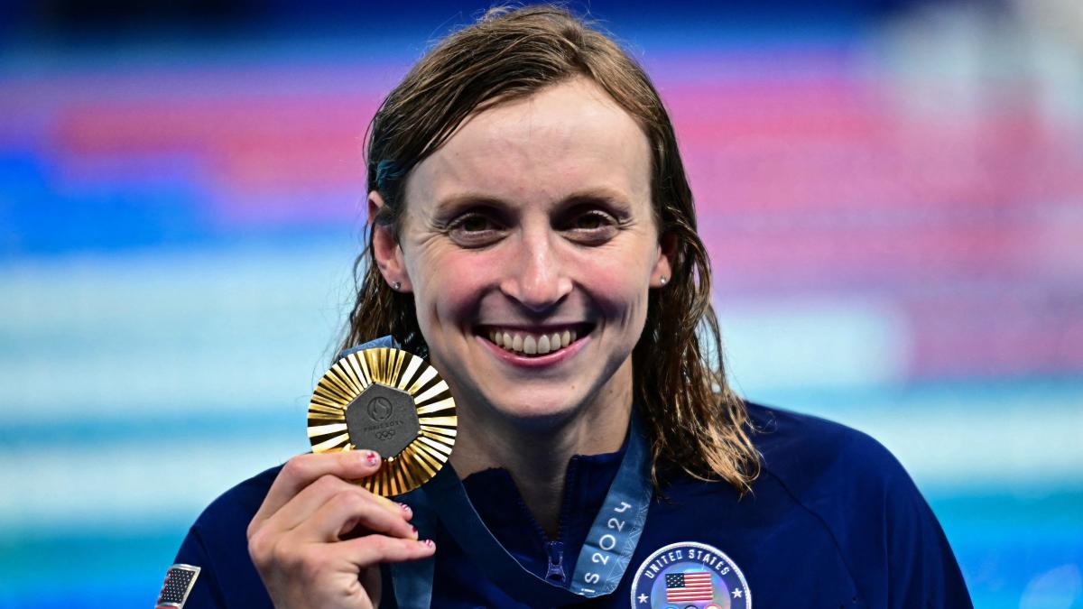 ‘Queen of the pool’ Ledecky wins record-equalling ninth gold