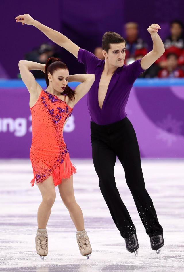 40 Best Skating Costumes - 2018 Winter Olympics Bedazzled Costumes