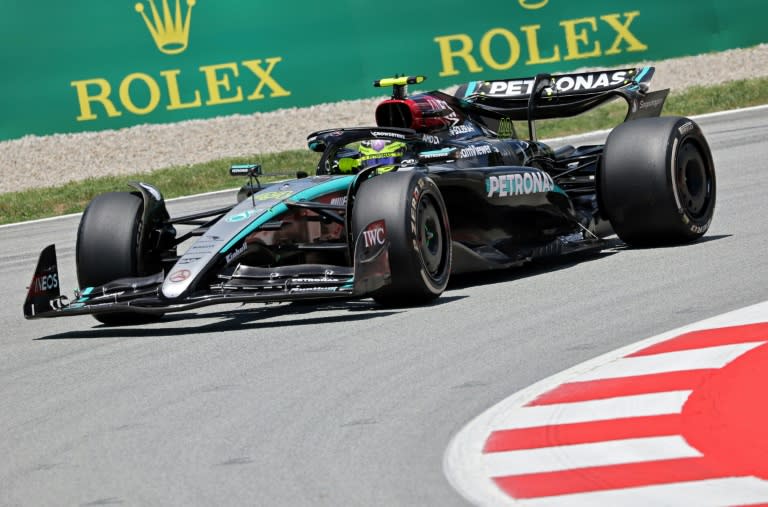 Lewis Hamilton durante los entrenamientos libres del Gran Premio de Montmeló, el 21 de junio de 2024 (Thomas COEX)