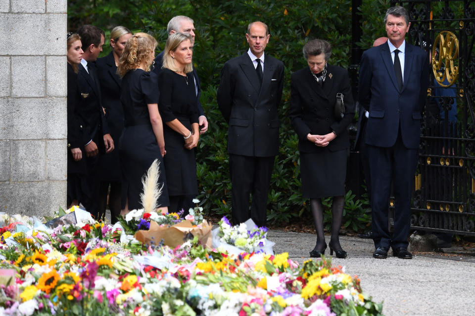 The Royal Family views flowers laid outside Balmoral Castle (Andy Buchanan / AFP via Getty Images)