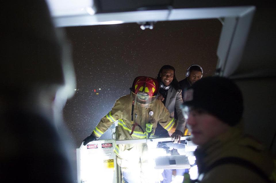 Minnesota Vikings players deplaning after their Friday night ordeal. (Vikings.com)