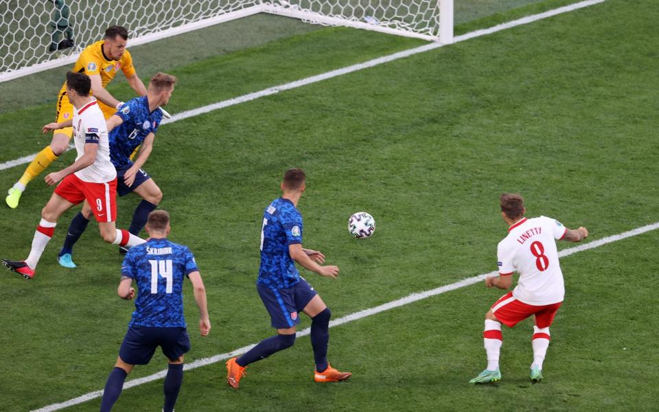 Karol Linetty scores Poland's equaliser - GETTY IMAGES